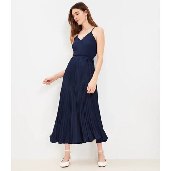 Ann Taylor LOFT Pleated Crossover Strappy Midi Dress 10 - Picture 2 of 3
